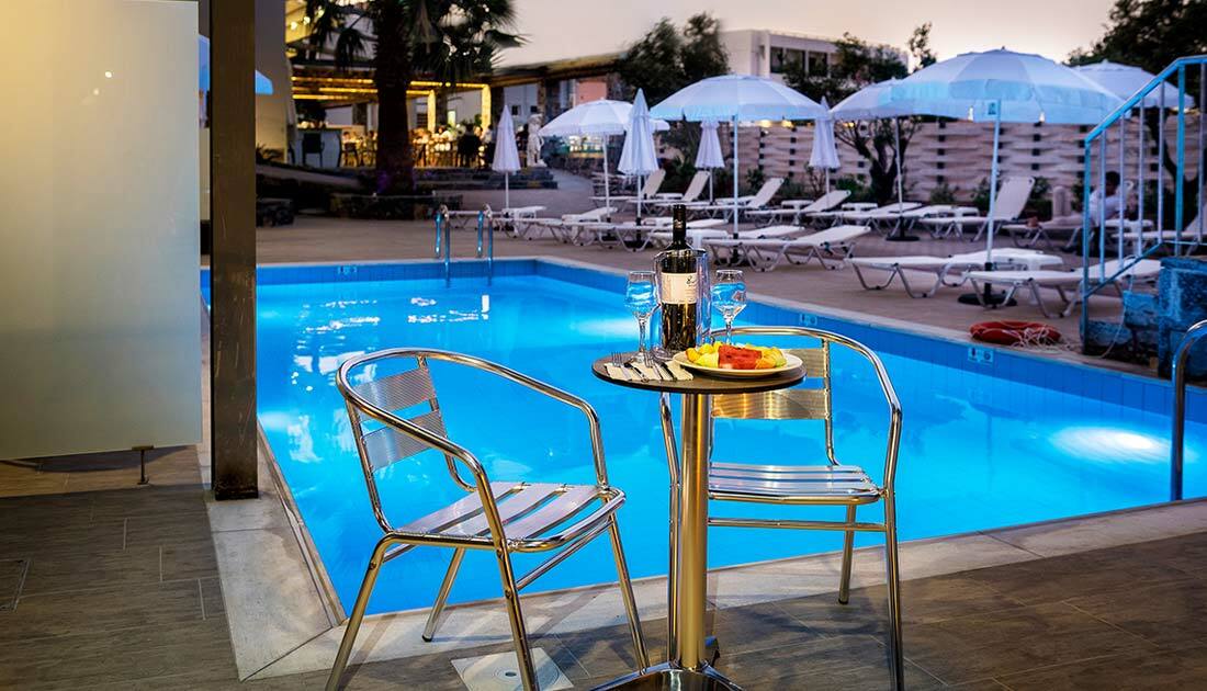 Hotel Pollis 4*